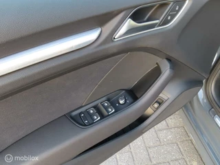 Audi A3 Audi A3 Sportback 1.4 e-tron Ambition Sport/virtueel/PDC V-A/18