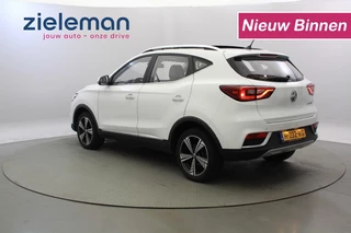 MG ZS MG ZS Luxury 45 kWh - Carplay, Panorama, Camera, Stoelverw. SOH 86% - afbeelding nr 4
