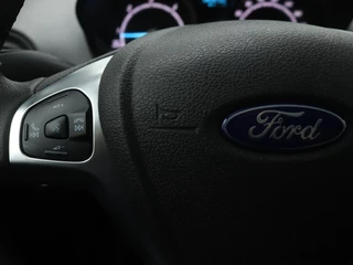 Ford Transit Courier Ford Transit Courier 1.5 TDCI Limited Duratorq S&S | navigatie | parkeersensoren voor & achter | voorruit verwarming | laadvloer - afbeelding nr 20