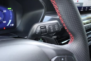 Ford Kuga Ford Kuga 2.5 PHEV ST-Line BELLEN VOOR BEZICHTIGING | Winter Pack | Camera | Cruise Control | Navigatie | - afbeelding nr 24
