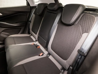 Opel Grandland X (APPLE CARPLAY, GROOT NAVI, CAMERA, GETINT GLAS, SPORTSTOELEN, LEDER, LANE ASSIST, NIEUWSTAAT) - afbeelding nr 15