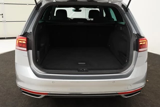 Volkswagen Passat Volkswagen Passat 1.4 TSI GTE | Standkachel | Adaptive cruise |  Stoelverwarming | Camera | Matrix LED | Carplay | Side Assist | Massage | PDC | Na - afbeelding nr 22