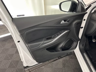 Opel Grandland X *PANO | SIENA-FULL-LEATHER | FULL-LED | DENON-AUDIO | DAB | CAMERA | KEYLESS | ERGONOMIC-COMFORT-SEATS | HEATED-SEATS | LANE-ASSIST | ECC | AMBIENT-LIGHT | PDC | CRUISE | 18''ALU * - afbeelding nr 22