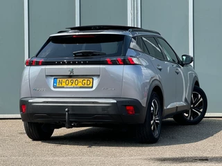 Peugeot e-2008 Peugeot e-2008 EV GT Pack 50kWh || Pano || 3 Fase || Keyless - afbeelding nr 3