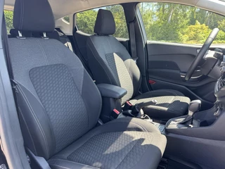Ford Fiesta Ford Fiesta 1.0 EcoBoost Hybrid Titanium 125pk | Winter Pack | Navigatie | Camera - afbeelding nr 15