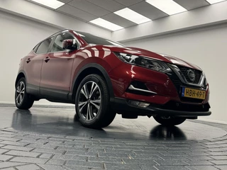 Nissan QASHQAI Nissan Qashqai 1.3 DIG-T Premium Edition Automaat-Trekhaak-Navigatie-Carplay-Cr.contr-Clima-360Camera-Lm.18