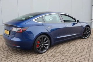 Tesla Model 3 - afbeelding nr 4