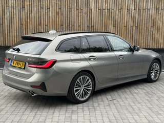 BMW 3 Serie BMW 3-serie Touring 330e Automaat | Leer | Adaptieve cruise control | DAB radio | Getint glas | LED verlichting | Stoelverwarming | Audio installatie | Apple CarPlay | Parkeersensoren voor en achter - afbeelding nr 2