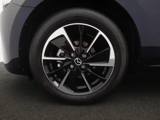 Mazda 2 Mazda 2 1.5 e-SkyActiv-G Homura Aka met Driver Assistance pakket en dakspoiler : dealer onderhouden - afbeelding nr 9