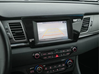 Kia Niro Kia Niro 1.6 GDi Hybrid ExecutiveLine Aut. *LEATHER-FABRIC | NAVI-FULLMAP | KEYLESS | CAMERA | COMFORT-SEATS | DIGI-COCKPIT | LANE-ASSIST | ECC | CARPLAY | PDC | 16''ALU* - afbeelding nr 15