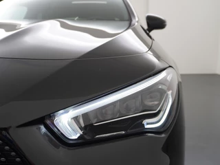 Mercedes-Benz CLA Mercedes-Benz CLA 250e AMG // Panoramadak // Memory // Sfeerverlichting // MultiBeam LED // Keyless // Night Pakket // Augmented Reality - afbeelding nr 7