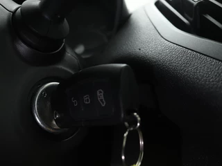 Ford Transit Courier Ford Transit Courier 1.5 TDCI Limited Duratorq S&S | navigatie | parkeersensoren voor & achter | voorruit verwarming | laadvloer - afbeelding nr 25