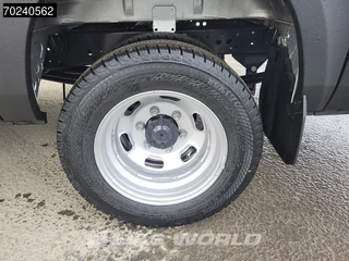 Iveco Daily Iveco Daily 35C18 180PK Automaat Dubbellucht L2H2 ACC Navi Camera 12m3 Airco - afbeelding nr 20