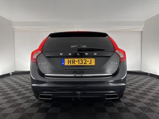 Volvo V60 Aut. *FULL-LEATHER | XENON | NAVI-FULLMAP | MEMORY-PACK | COMFORT-SEATS | ECC | HEATED-SEATS | ENTERTAINMENT-PACK | PDC | CRUISE | TOWBAR  | 17''ALU* - afbeelding nr 5