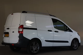 Ford Transit Courier Ford Transit Courier 1.5 TDCI Trend - NL- Auto!! Camera I Apple I Stoelverw - afbeelding nr 2