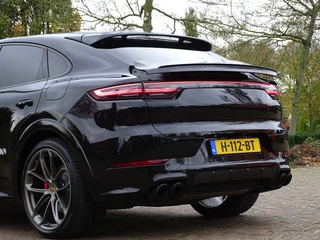 Porsche Cayenne Porsche Cayenne Coupé 3.0 474PK E-Hybrid / Sport Design / carbon / 22'' / LED *NAP* - afbeelding nr 67
