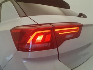 Volkswagen T-Roc Volkswagen T-Roc 1.5 TSI R-Line 150PK DSG Camera, Dodehoek detectie, Trekhaak, Keyless entry - afbeelding nr 16