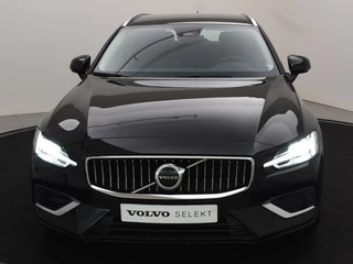 Volvo V60 Volvo V60 T6 PLUG-IN HYBRID ESSENTIAL EDITION 18INCH STOELVERWARMING V+A G - afbeelding nr 6