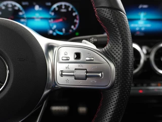 Mercedes-Benz B-Klasse Mercedes-Benz B-Klasse 180 AMG // Panoramadak // Camera // Augemented Reality // Carplay // Elek. Achterklep // Night Pakket // Cruise Control - afbeelding nr 24