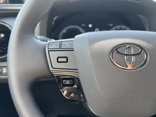 Toyota C-HR Dodenhoekdetectie, Navigatie, Parkeersensoren V + A , All-in Rijklaarprijs - afbeelding nr 28