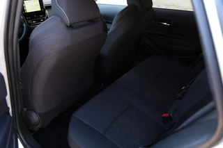 Toyota Corolla Touring Sports Toyota Corolla Touring Sports 1.8 Hybrid Dynamic Team Navi HuD LED Camera ACC Dodehoek - afbeelding nr 16