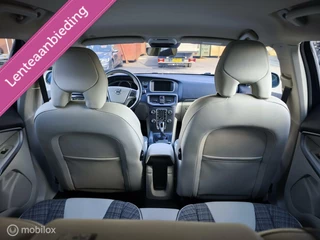 Volvo V40 Volvo V40 2.0 T2 / Dealer onderhouden / Zeer Netjes ! - afbeelding nr 13