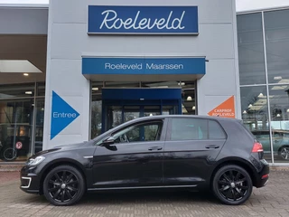 Volkswagen e-Golf e-Golf 136pk Automaat 5-Deurs | Warmtepomp | Navi | Apple Carplay+Android Auto | Clima | Adap. Cruise | Led Koplampen | Pdc V+A | Stoelverwarming | Privacy Glass | 17''lm | Trekhaak - afbeelding nr 4