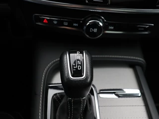 Volvo V90 Volvo V90 T4 AUT(8) BUSINESS SPORT LUXURY 20INCH CAMERA SCHUIFDAK HARMAN K - afbeelding nr 16