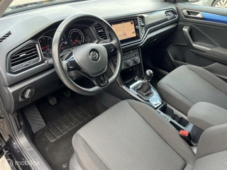 Volkswagen T-Roc Volkswagen T-Roc 1.0 TSI Style NAVI*PANO-DAK*PDC*CARPLAY* - afbeelding nr 8