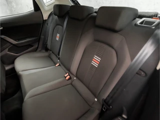 SEAT Ibiza SEAT Ibiza 1.0 TSI FR Business Intense (SCHUIFDAK, APPLE CARPLAY, GROOT NAVI, BEATS AUDIO, CAMERA, CLIMATE, SPORTSTOELEN, LED KOPLAMPEN, GETINT GLAS, CRUISE, MODE KNOP, NIEUWSTAAT) - afbeelding nr 16