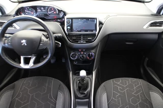 Peugeot 2008 Peugeot 2008 1.2 PureTech Blue Lion |Pano|Trekhaak| - afbeelding nr 7