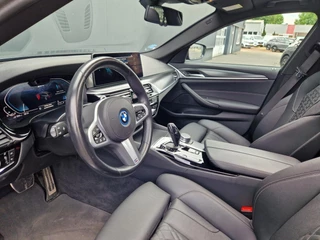 BMW 5 Serie BMW 5-serie Touring 530e /Laser /Pano /HUD /Garantie - afbeelding nr 12