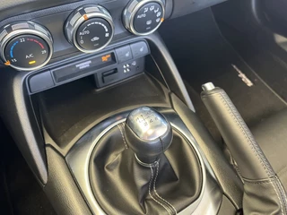 Fiat 124 Spider Fiat 124 Spider 1.4 MultiAir Turbo Lusso | Leder | BOSE | Achteruitrijcamera - afbeelding nr 30