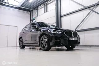 BMW X1 BMW X1 xDrive25e eDrive M Edition 220 pk | Camera | NL auto NAP | DAB | Ambiance | 19 inch | Leder | Sportline | - afbeelding nr 22