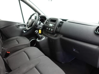 Renault Trafic Renault Trafic Passenger 2.0 dCi 120 L2H1 9 Persoons Airco Bluetooth  Led  Parkeersensoren - afbeelding nr 38