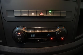 Mercedes-Benz Vito Mercedes-Benz Vito 114 CDI Lang Automaat  Airco App-connect Bluetooth Trekhaak Cruise Control - afbeelding nr 10