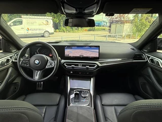 BMW 4 Serie BMW 4-serie Gran Coupé M440i xDrive M-Sport | Carbon | BMW Laser | 360 Camera | Pano | Full M-Performance | Trekhaak | Fabrieksgarantie 09-2026 | - afbeelding nr 23