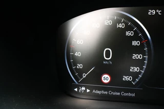 Volvo XC60 Volvo XC60 2.0 Recharge T8 R-Design - PANO - TREKHAAK - VOL!!!! - afbeelding nr 42