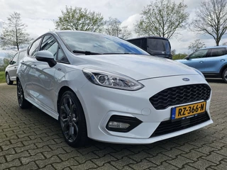 Ford Fiesta Ford Fiesta 1.0 EcoBoost ST-Line Navigatie | Cruise control | Led dagrijverlichting | Climate control | PDC | Lane assist | Dealeronderhouden! - afbeelding nr 6