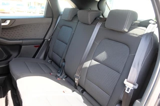 Ford Kuga Ford Kuga 1.5 EcoBoost Titanium 120pk Wegklapbare Trekhaak | Navigatie | Parkeersensoren | Apple Carplay | Metaal lak | Dealer onderhouden - afbeelding nr 12