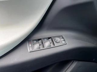 Tesla Model X - afbeelding nr 23