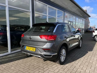 Volkswagen T-Roc Volkswagen T-Roc 1.0 TSI Style | Adaptive Cruise Control | Climate Control | Navi | PDC | Trekhaak | Apple Carplay/Android Auto | - afbeelding nr 30