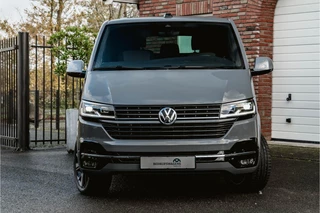 Volkswagen Caravelle Volkswagen Caravelle T6.1 2.0 TDI 204 PK DSG L2H1 DUB/CAB A-KLEP ACC | ALPINE Audio | Leder | Side Assist | Alcantara hemel bekleding | LED | - afbeelding nr 3