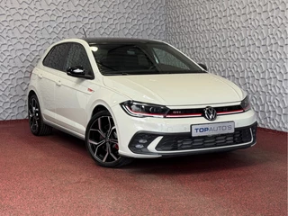 Volkswagen Polo Volkswagen Polo 2.0 TSI GTI 207PK PANO IQ LED/GRILL CAMERA STOELVERW ADAP.CRUIS ZWARTE.HEMEL 18'' LMV BEATS AUDIO 