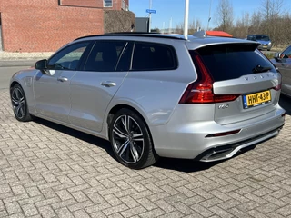 Volvo V60 Trekhaak Panodak Elek.stoelen + Nappa Leer Stoelverwarming + Ventilatie Stuurverwarming 19 Inch Velgen Carplay Extra Getint Glas Donkere Hemel 1e Eigenaar Plug In Hybride - afbeelding nr 3