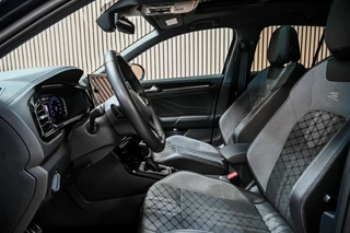 Volkswagen T-Roc Volkswagen T-Roc 1.5 TSI R-Line Beats|Navi|ACC|Pano|Trekhaak - afbeelding nr 18