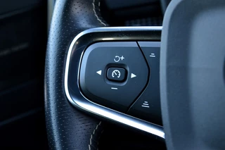 Volvo XC40 Rijklaarprijs-Garantie Leder Interieur Panorama dak Led Camera - afbeelding nr 34