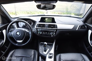 BMW 1 Serie BMW 1-serie 118i Corporate Lease Executive | Leer | Camera | Stoelverwarming | Clima | - afbeelding nr 22
