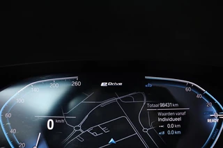 BMW 3 Serie BMW 3-serie 330e eDrive Edition | Adaptive cruise | Leder |  Stoelverwarming | Harman/Kardon | Keyless | Carplay | Live Cockpit | Navigatie | Full LED | Achterbankverwarming - afbeelding nr 32