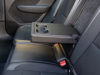 Volvo XC40 Volvo XC40 1.5 T3 157pk Momentum Business Pack Connect | Origineel NL | Navi | Clima | Adap. Cruise | Panorama Schuifdak | Led Koplampen | Pdc V+A+Camera | Rijstrook+Licht+Regensenor | 18''lm - afbeelding nr 29